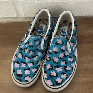 Vans Slip On Shoes - Women’s 8.5/Men’s 7